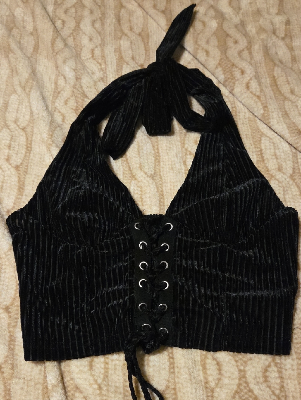 SHEIN Black Velvet Halter Lace-Up Crop Top